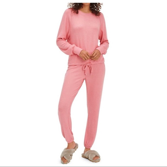 UGG Other - UGG Two Piece Coral Pink Fleece Lounge Jogger Set